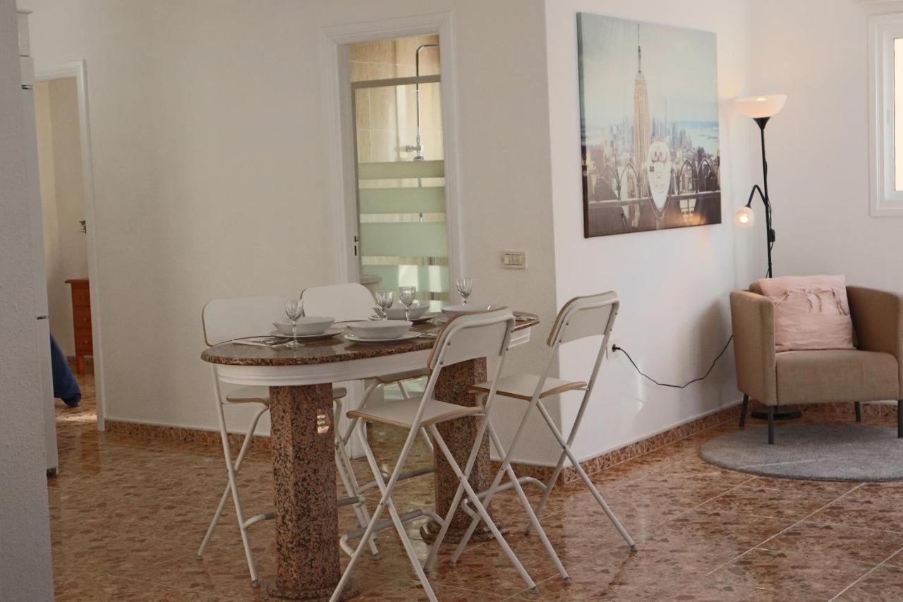 Just To Sleep 2 Bedrooms Apartments 마스팔로마스 외부 사진